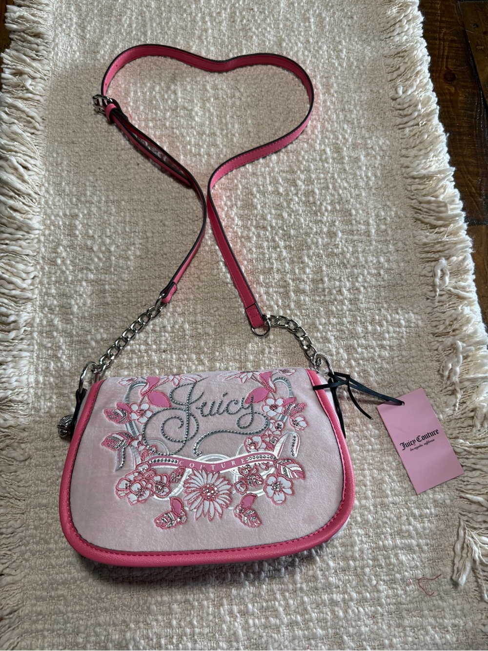 Adorable JUICY COUTURE JUICY IN BLOOM POWDER BLUSH CROSSBODY FLORAL SOFT BAG